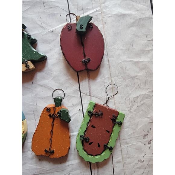 Assorted Rustic Country Style Wood Ornaments Mixed Lot of 9 - Picture 2 of 9